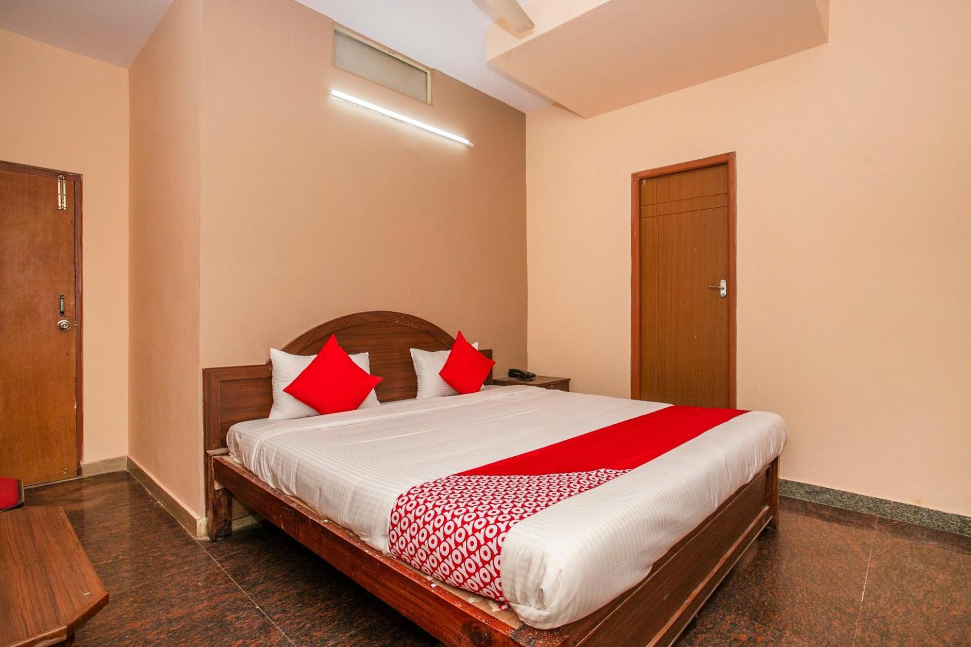 Hotel O Royal Residency Near Hare Krishna Hill Jalahalli Bagian luar foto